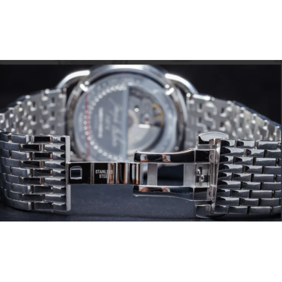 Bulova 96B326 Commodore Horloge Bulova 96B326 Commodore Horloge