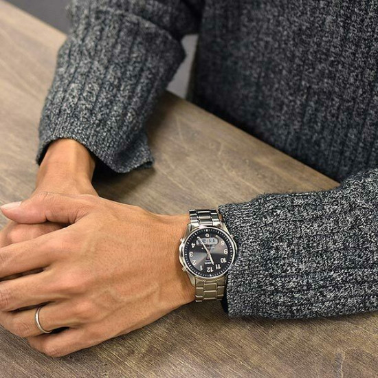 Casio LCW-M100TSE-1A2ER Zendergestuurd Casio LCW-M100TSE-1A2ER Zendergestuurd