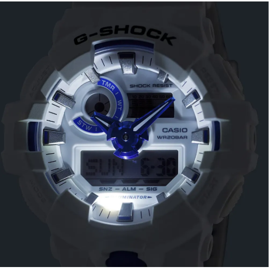 G-Shock GA-700HDS-7AER Hidden Glow Horloge