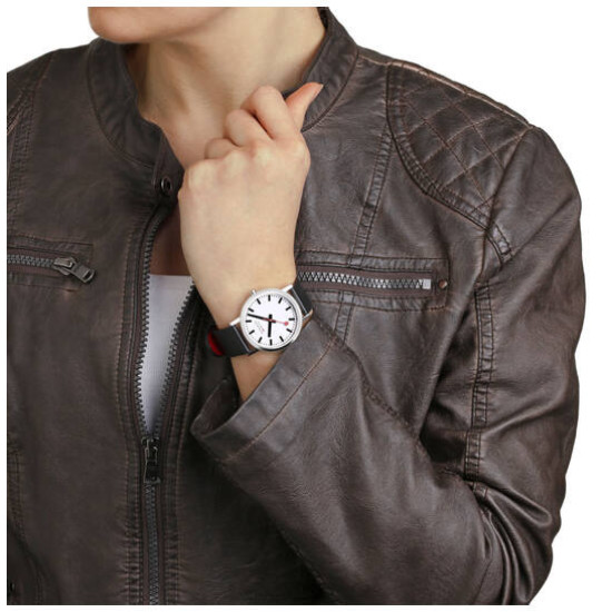 Mondaine M660.30314.11SBB SWISS