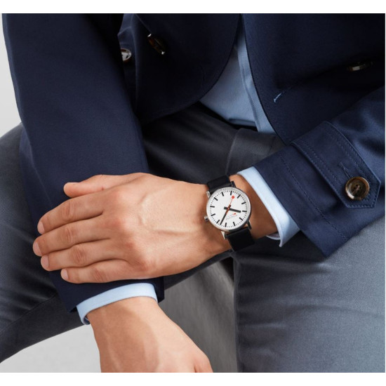 Mondaine MSE.40110.LBV Classic Swiss
