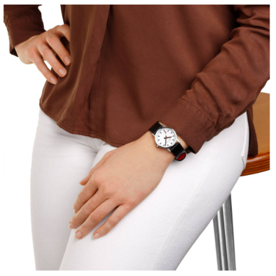 Mondaine M658.30323.16SBB Classic Swiss Horloge