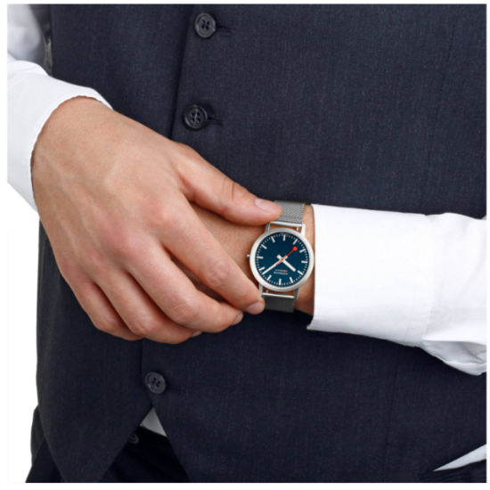 Mondaine M660.30314.40SBJ Classic Swiss Horloge