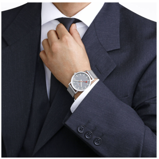Mondaine M660.30360.80SBJ Classic Swiss Horloge