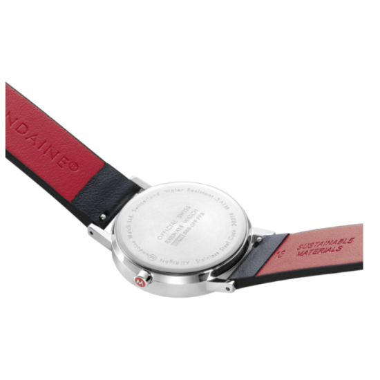 Mondaine M667.30314.11SBB Classic Swiss Horloge